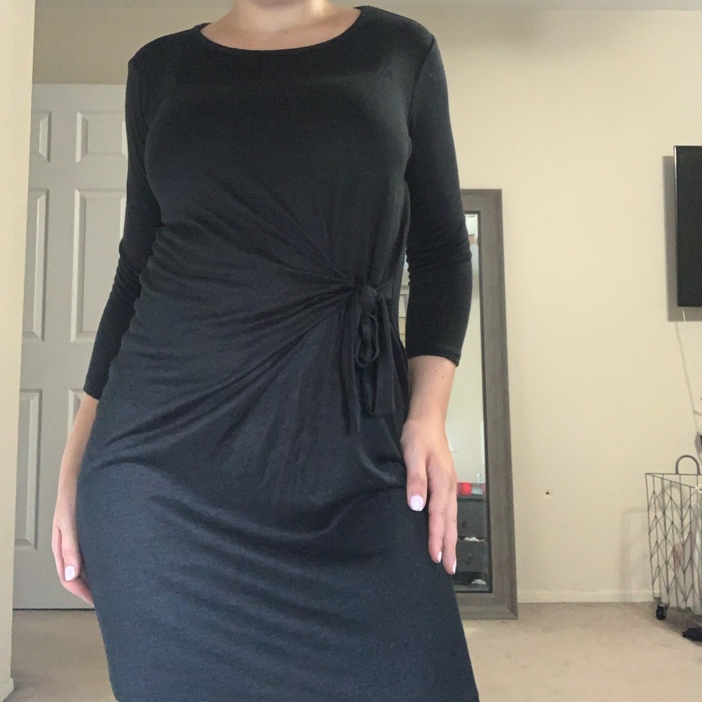Gap long sleeve dress with tied side